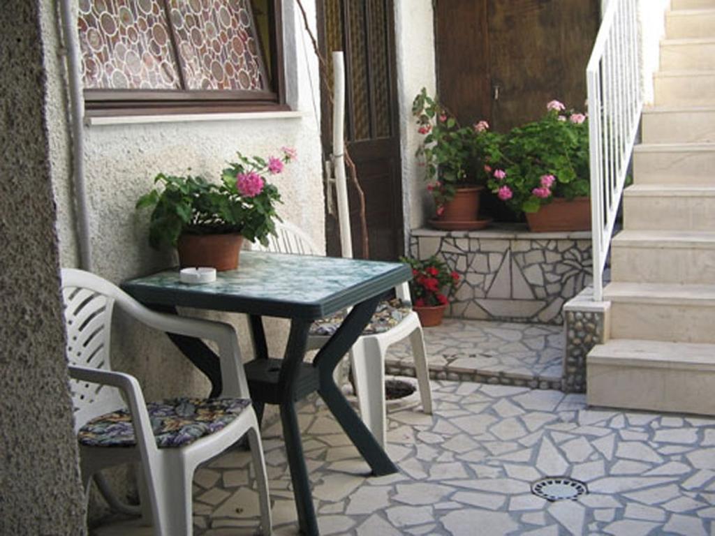 J&L Apartments دوبروفينك المظهر الخارجي الصورة